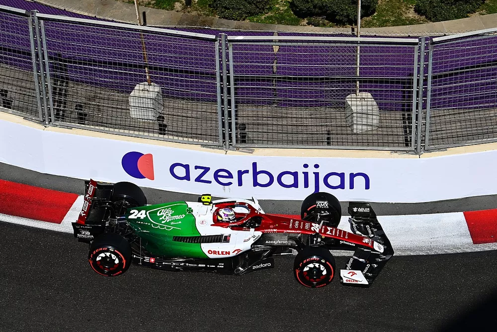 Zhou Guanyu, Alfa Romeo C42