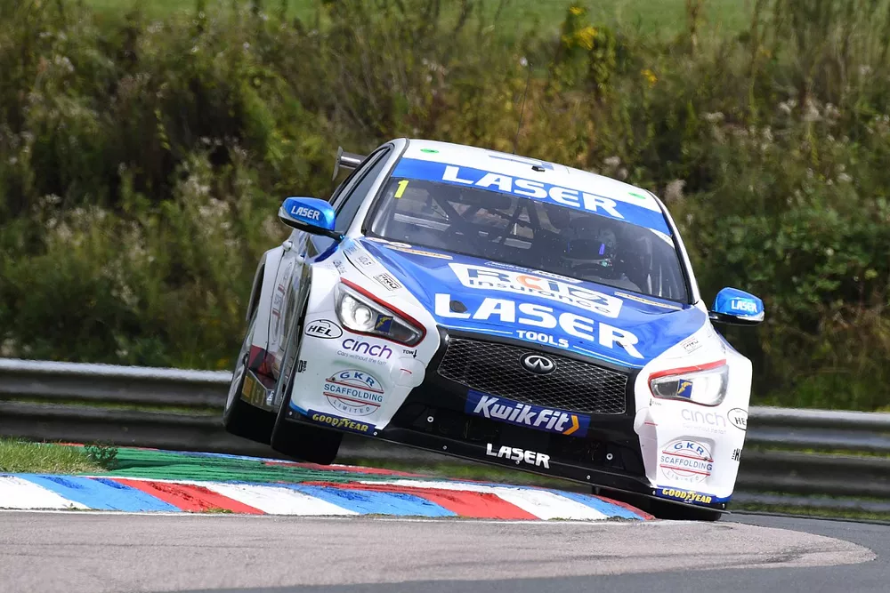 Ashley Sutton, Laser Tools Racing Infiniti Q50 