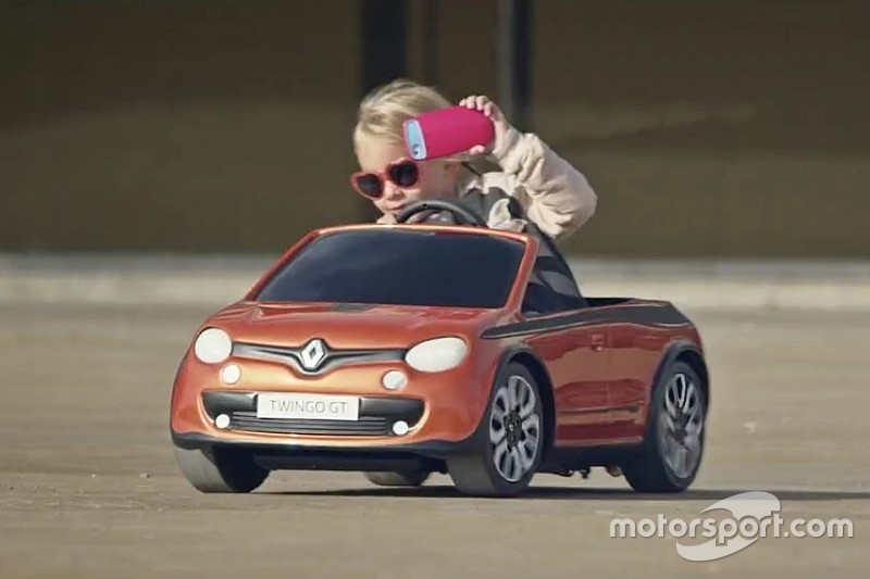 Vidéo - On s'amuse avec la Renault Twingo GT !