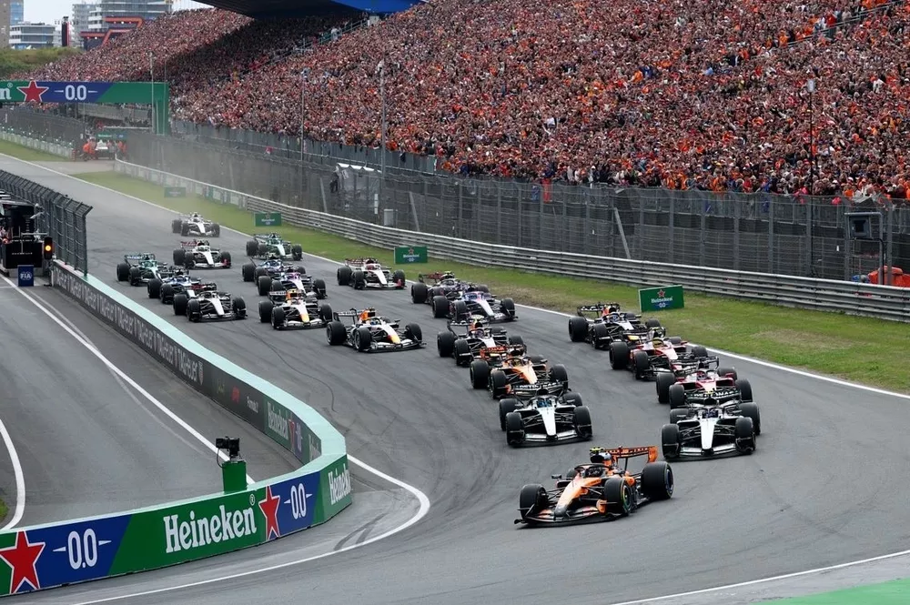 Andrea Kimi Antonelli, Mercedes, George Russell, Mercedes, Lando Norris, McLaren