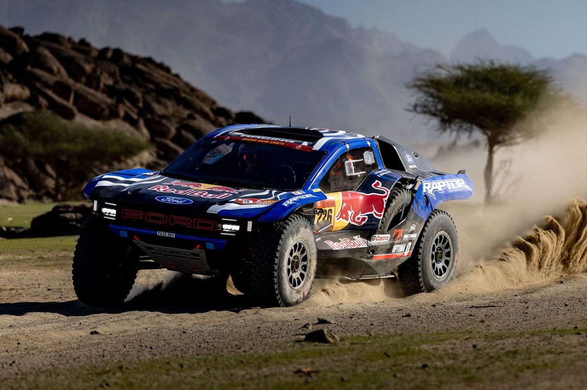 Dakar 2026: Mattias Ekstrom leads Ford 1-2 in Prologue