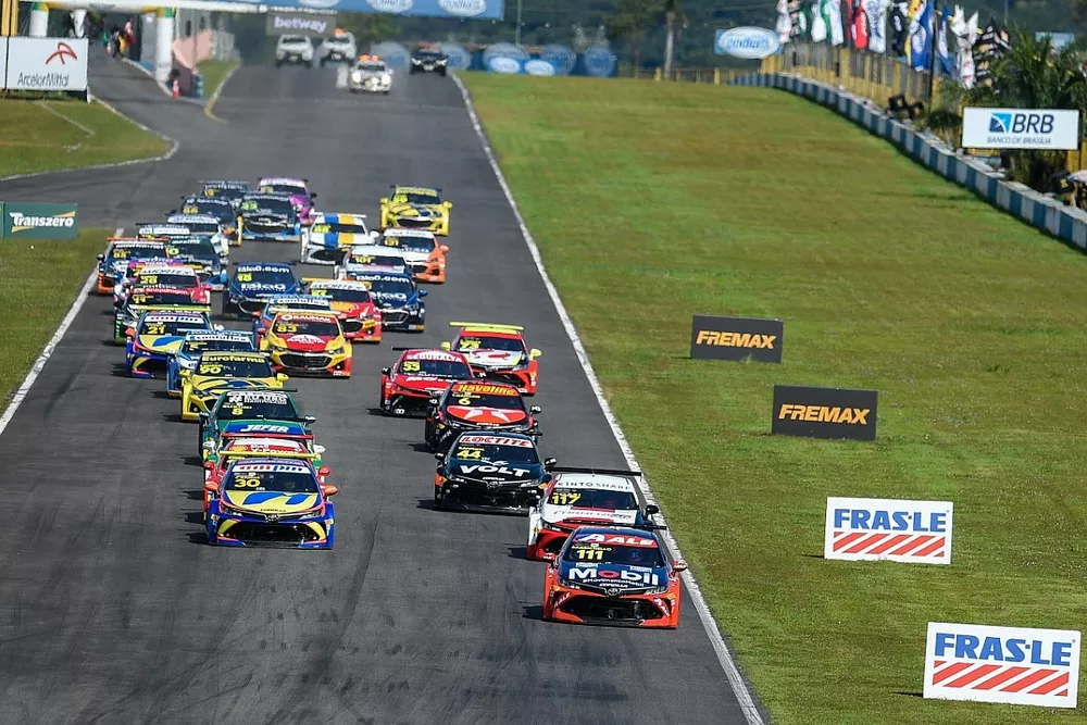 Stock Car em Goi&acirc;nia