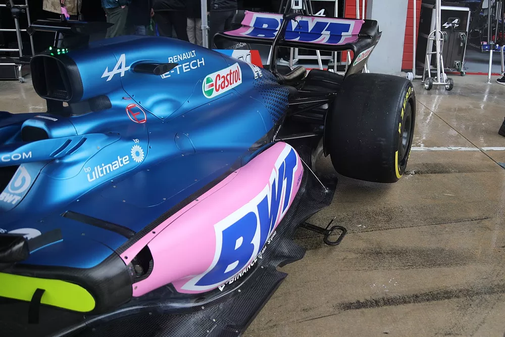Detalle lateral del Alpine A522