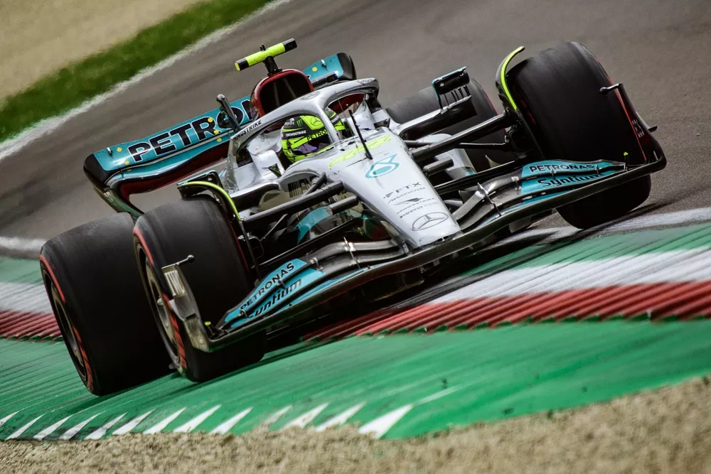 Lewis Hamilton, Mercedes W13
