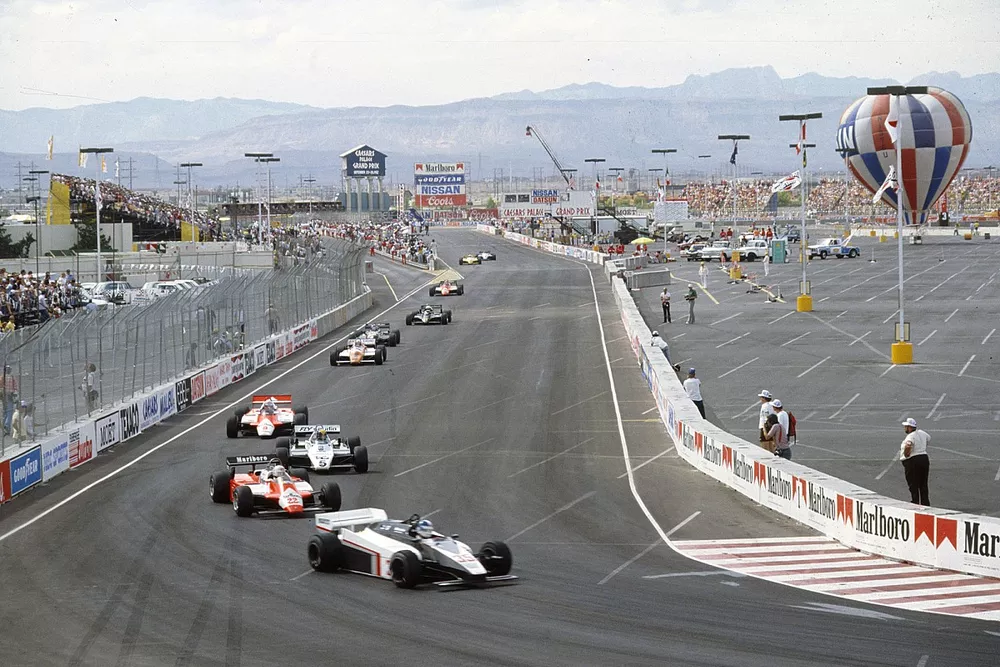 Derek Warwick, Toleman TG183 Hart, leads Andrea de Cesaris, Alfa Romeo 182, Derek Daly, Williams FW08 Ford, and Niki Lauda, McLaren MP4-1B Ford