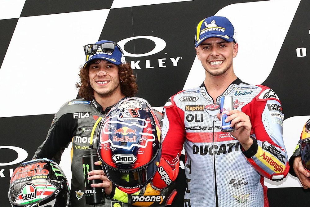 Top3 clasificación: ganador del a pole Fabio Di Giannantonio, Gresini Racing, el segundo lugar Marco Bezzecchi, VR46 Racing Team, el tercer lugar Luca Marini, VR46 Racing Team