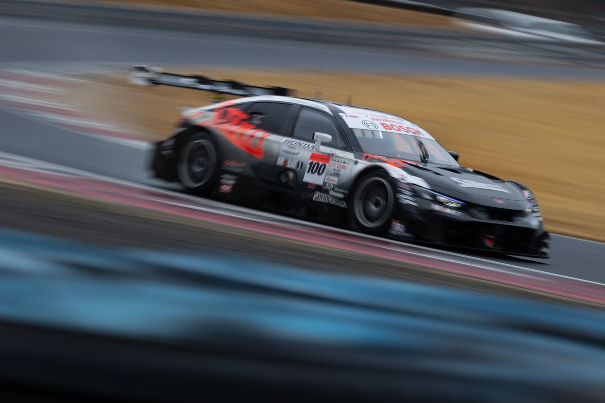 希少サイン入り 日産 Z SUPER GT 2022 岡山 テスト 希少サイン入り 日産 Z SUPER GT 2022 岡山 テスト
