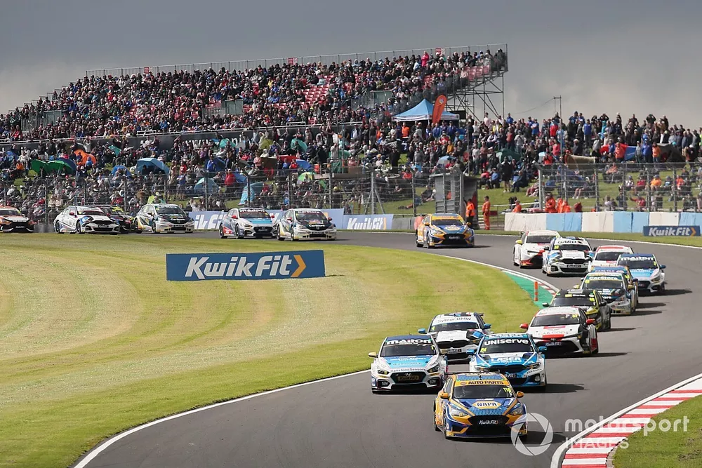 Ashley Sutton, NAPA Racing UK Ford Focus ST 