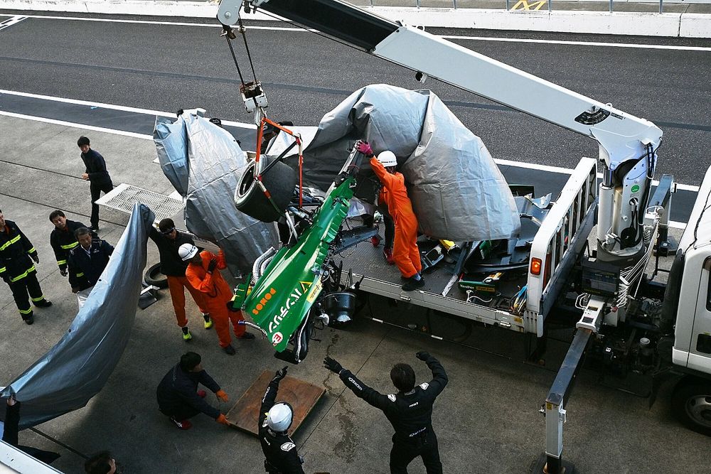 スーパーフォーミュラ第8戦鈴鹿、大クラッシュ発生で赤旗中断。130Rで