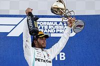 Hamilton: "Siento haberle fastidiado la fiesta a Ferrari"