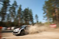 Ciasno w czoł&oacute;wce