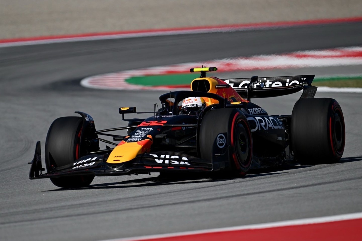 レッドブル、角田裕毅はF1スペインGPでも“旧パッケージ”で走行