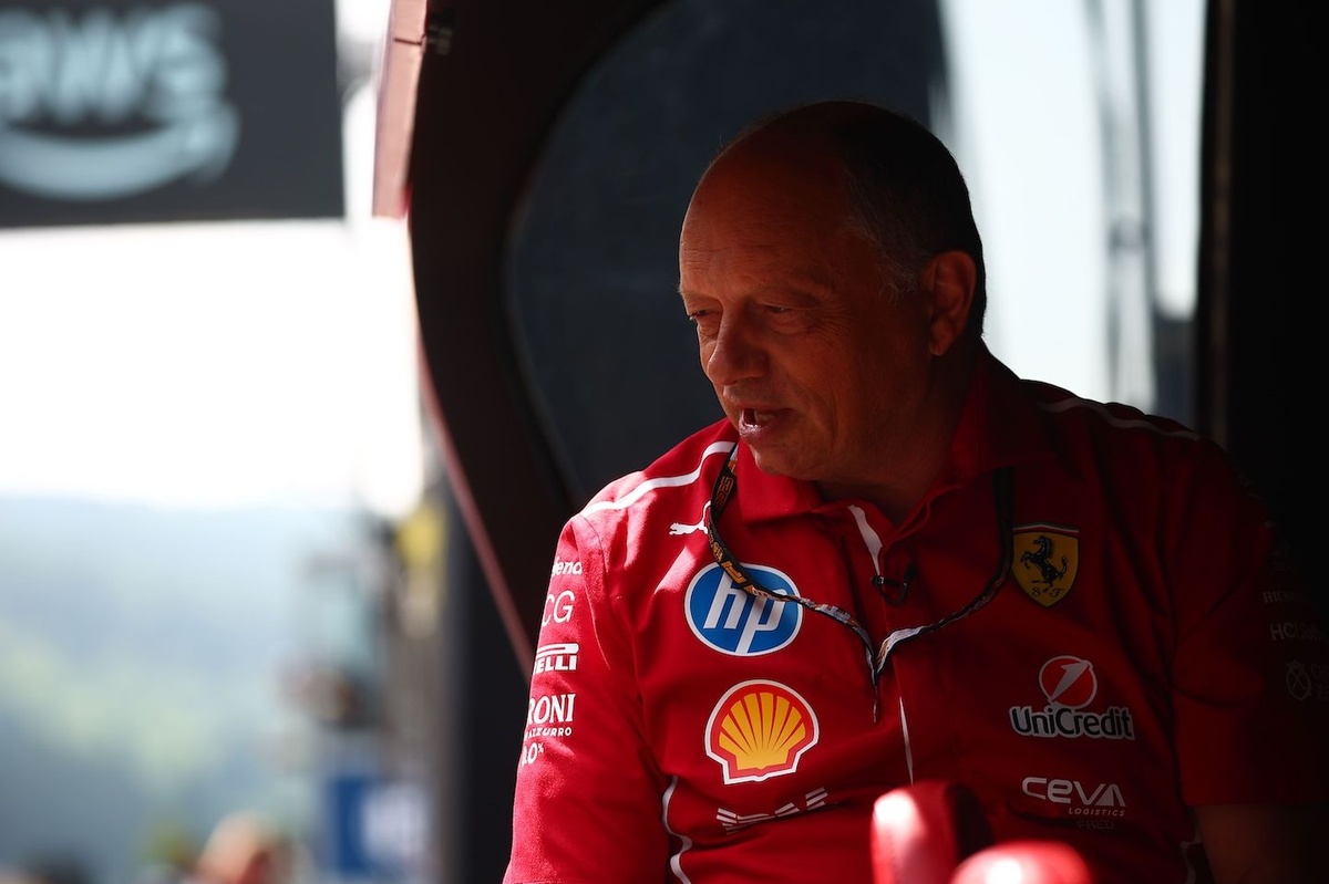 Vasseur: "Hamilton frenajda fazla agresifti"