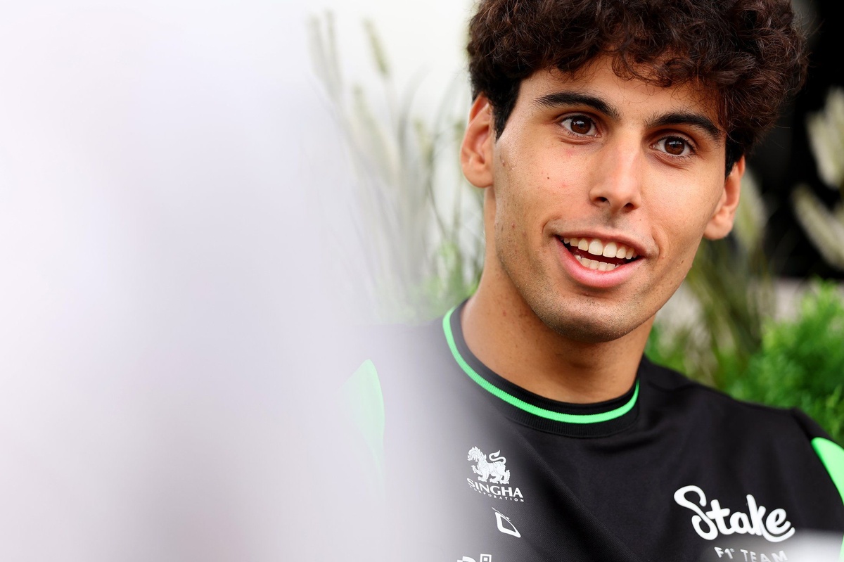 Couvé par Alonso, apprécié par Verstappen : qui est vraiment Gabriel Bortoleto ?