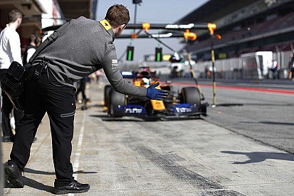 Norris, ilk F1 yarışına sıkı bir şekilde hazırlanıyor
