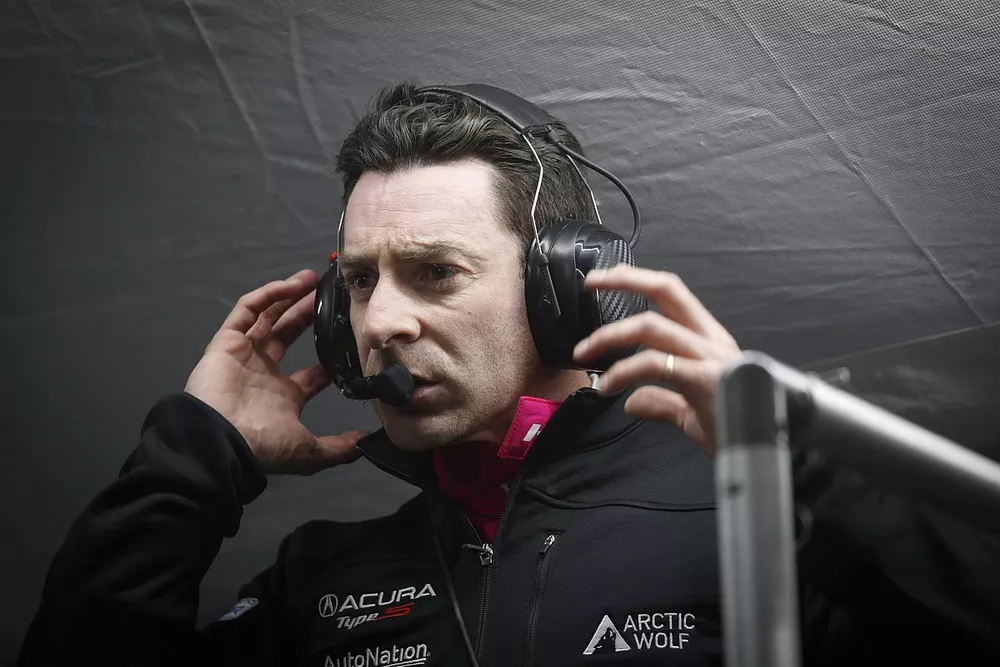 #60 Meyer Shank Racing W/Curb-Agajanian Acura DPi: Simon Pagenaud