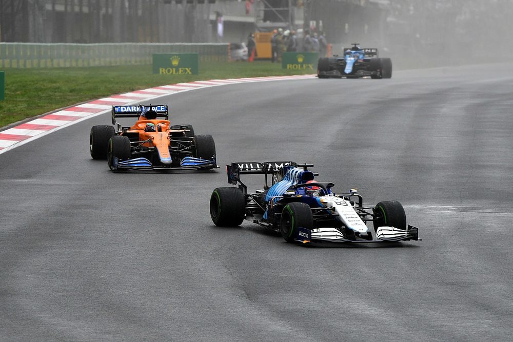 George Russell, Williams FW43B, Daniel Ricciardo, McLaren MCL35M