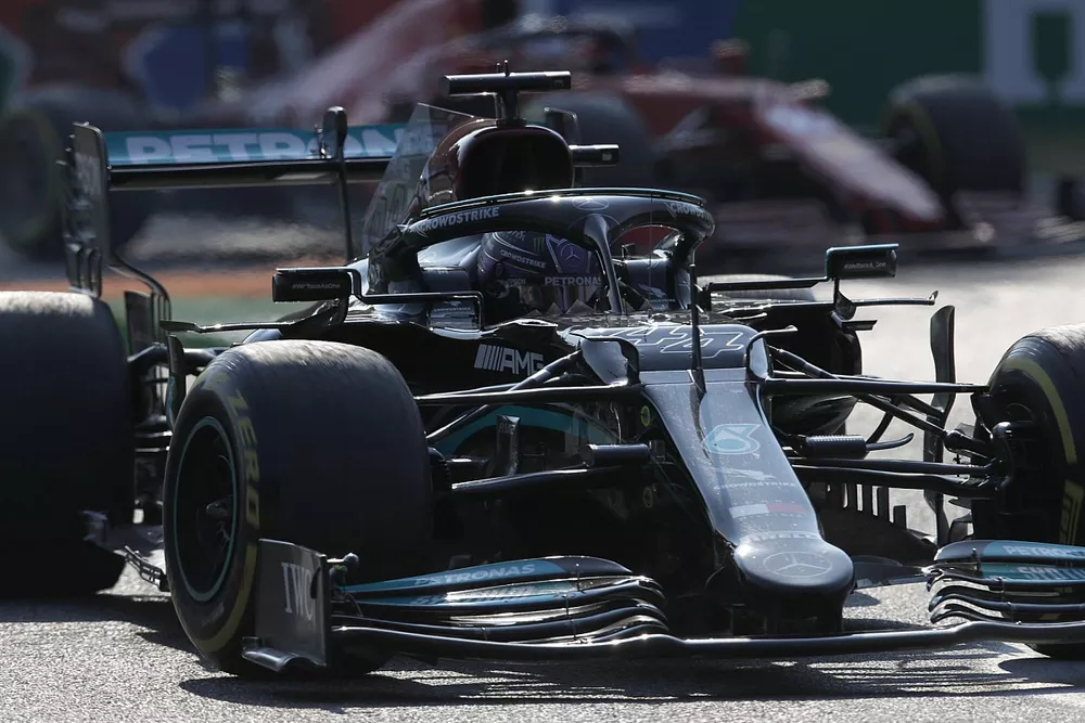 Lewis Hamilton, Mercedes W12