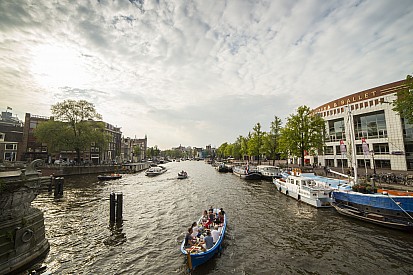 Van Oranje: "F1-evenement in samenwerking met Amsterdam ligt voor de hand"