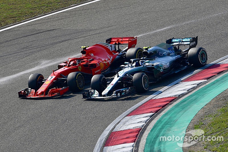 Вболівальники вважають, що в 2019-му Mercedes знову випередить Ferrari