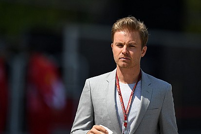 Rosberg: "No le ganas a Mercedes si no eres perfecto y Ferrari no lo fue"