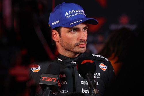 Sainz cuestiona la parada en boxes y cree que pod&iacute;a luchar por algo m&aacute;s