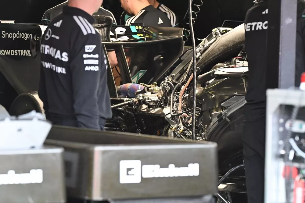 Mercedes W17, dettaglio tecnico 