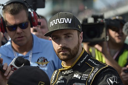 Hinchcliffe desiste de comprar vaga para Indy 500
