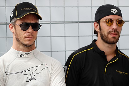 I piloti Techeetah sanzionati per abbigliamento non conforme