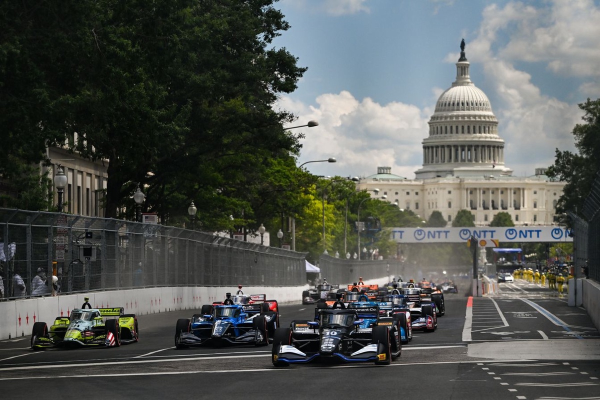 IndyCar to race in Barcelona in 2027 as Alonso urges caution on expansion