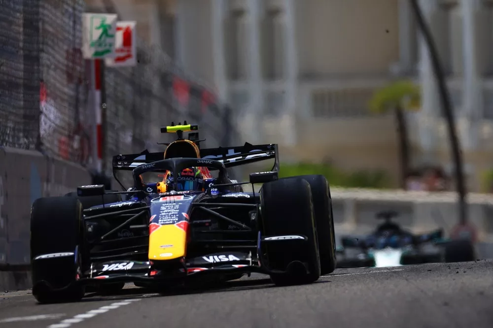 Villeneuve: Red Bull ha "perdido su brillo" tras la salida de sus líderes clave