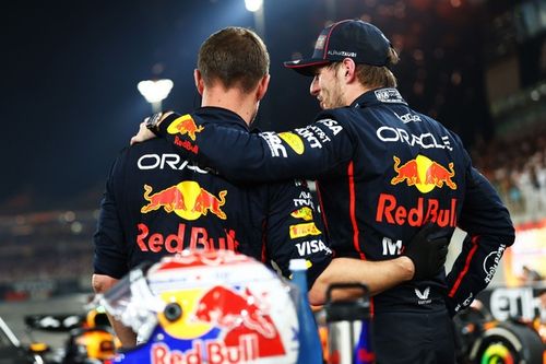 F1 - "Ele &eacute; o esporte a motor": Mekies rasga elogios a Verstappen ap&oacute;s primeiro ano na Red Bull