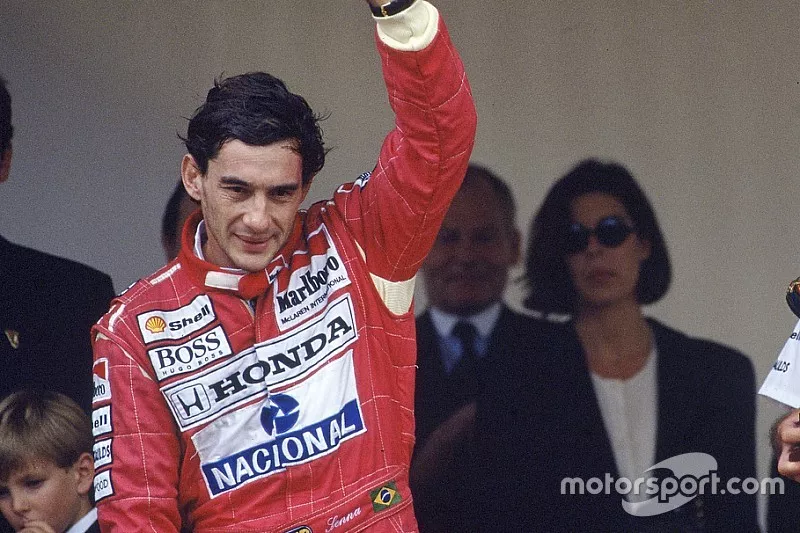 Ayrton Senna, McLaren Honda, 1st position with team boss Ron Dennis, podium