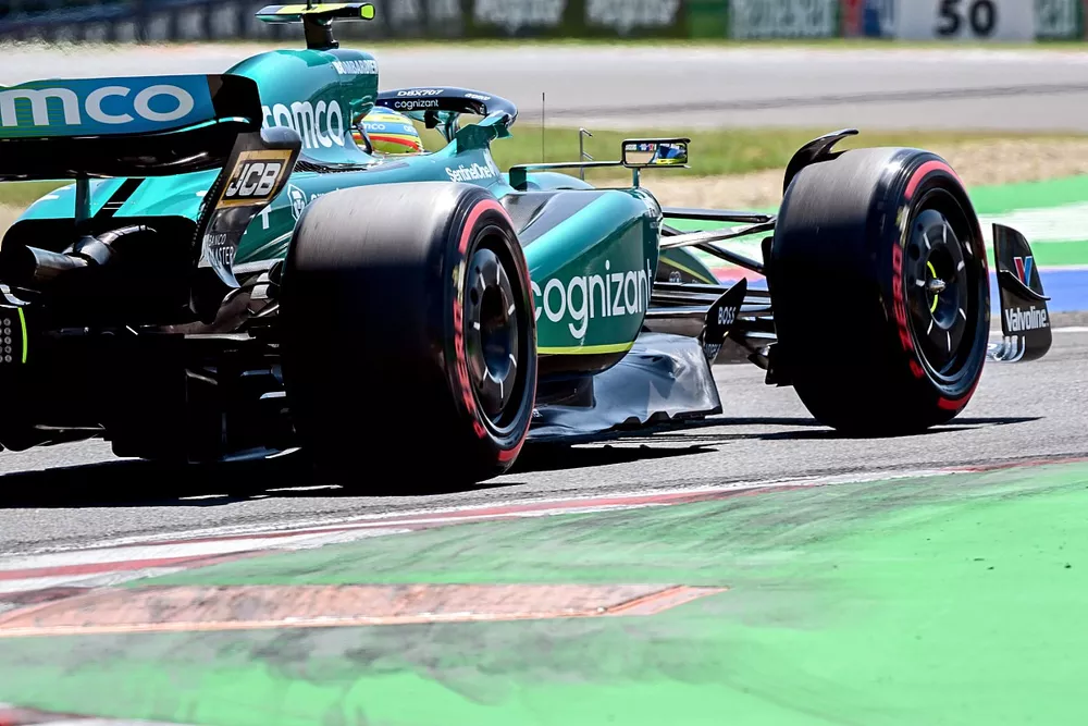 Fernando Alonso, Aston Martin AMR23