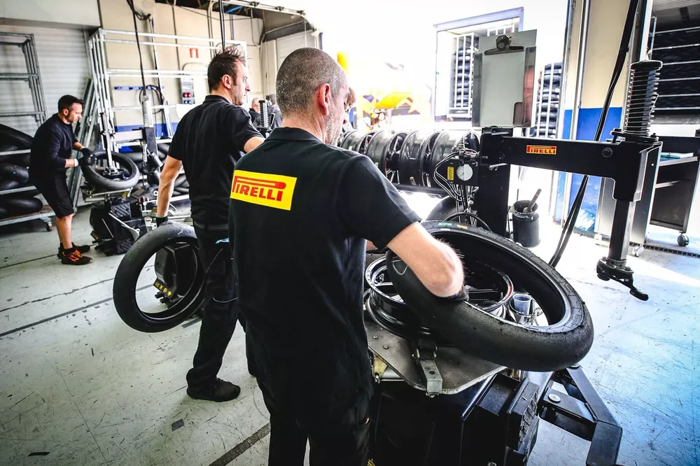 Pirelli tyres
