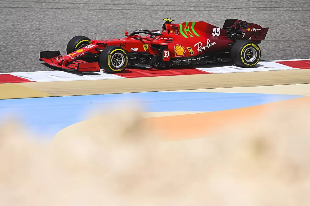 Carlos Sainz Jr., Ferrari SF21 
