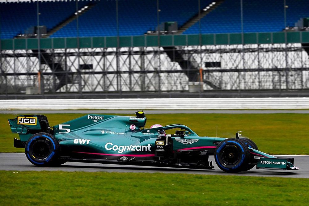 ÉLŐ F1-ES KÖZVETÍTÉS: bahreini tesztek - 1. nap (péntek)