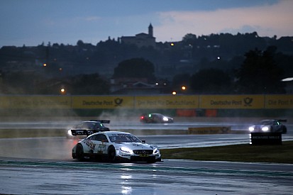 DTM у Мізано: Ді Реста виграв першу нічну гонку серії