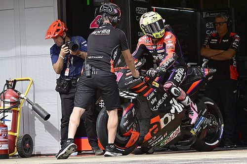 VIDEO: El tremendo enojo de Espargaró con Aprilia y sus disculpas
