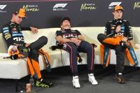 Palabras y gestos: cómo los McLaren afrontaron la difícil rueda de prensa en Monza