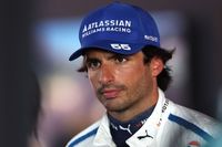 Sainz, contra Lawson: "Con algunos pilotos puedes ir en paralelo, con &eacute;l no"