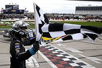 Kyle Busch supera a Tyler Reddick y triunfa en Texas