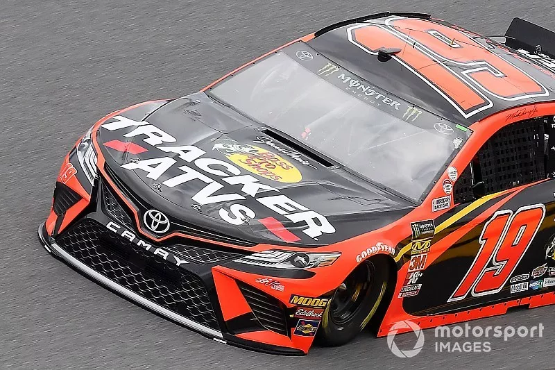Martin Truex Jr., Joe Gibbs Racing, Toyota Camry Bass Pro Shops/Tracker ATVs Toyota