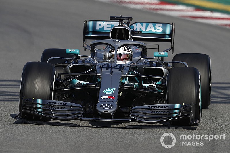 Hamilton has little good to say about 2019 F1 tyres