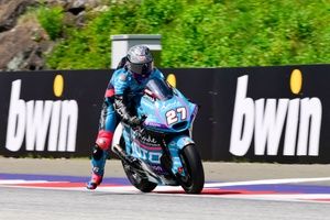 Moto2: Holgado conquista pole na Catalunha; Moreira larga de 13º