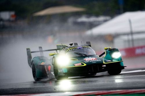 Aston Martin, ilusionado con el Valkyrie: "Siempre estamos creciendo"