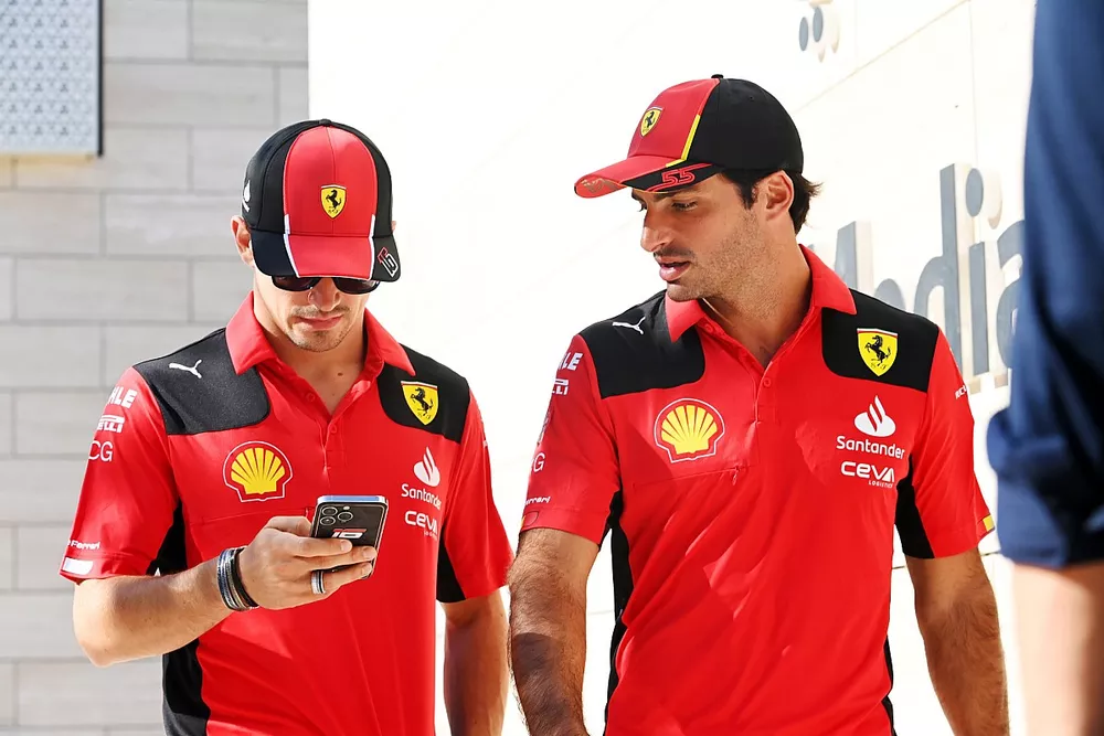 Charles Leclerc, Scuderia Ferrari, Carlos Sainz, Scuderia Ferrari