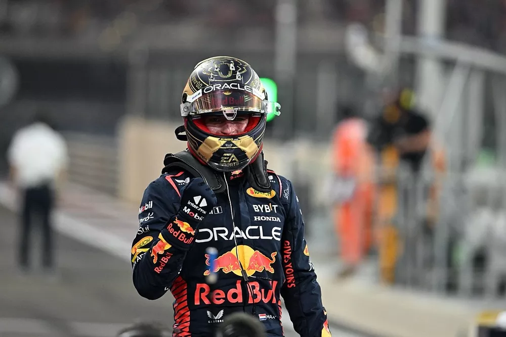 Poleman Max Verstappen, Red Bull Racing, dans le parc ferm&eacute;