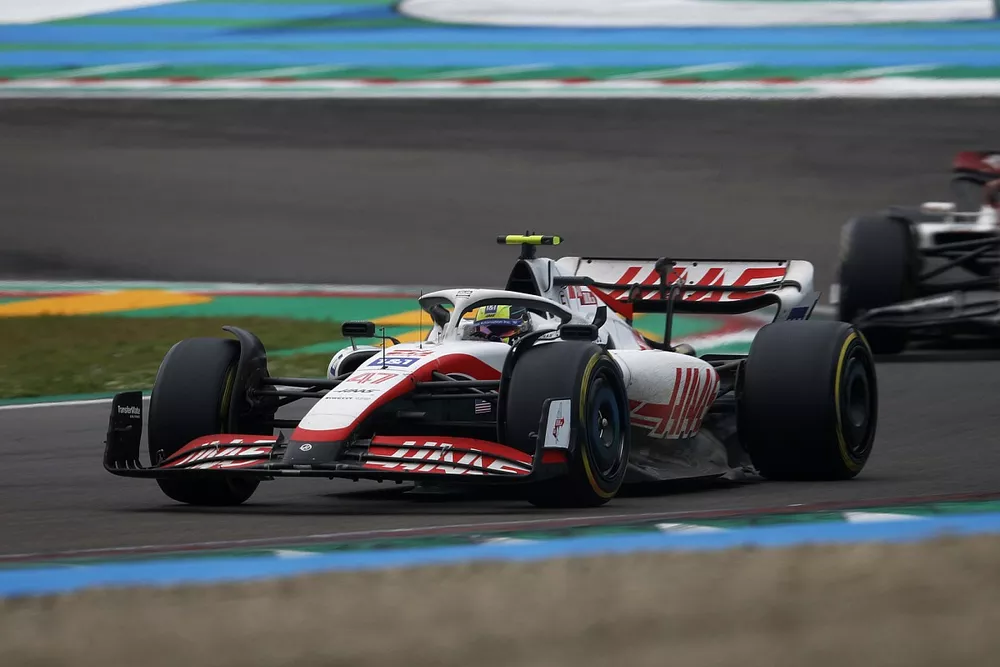 Mick Schumacher, Haas VF-22