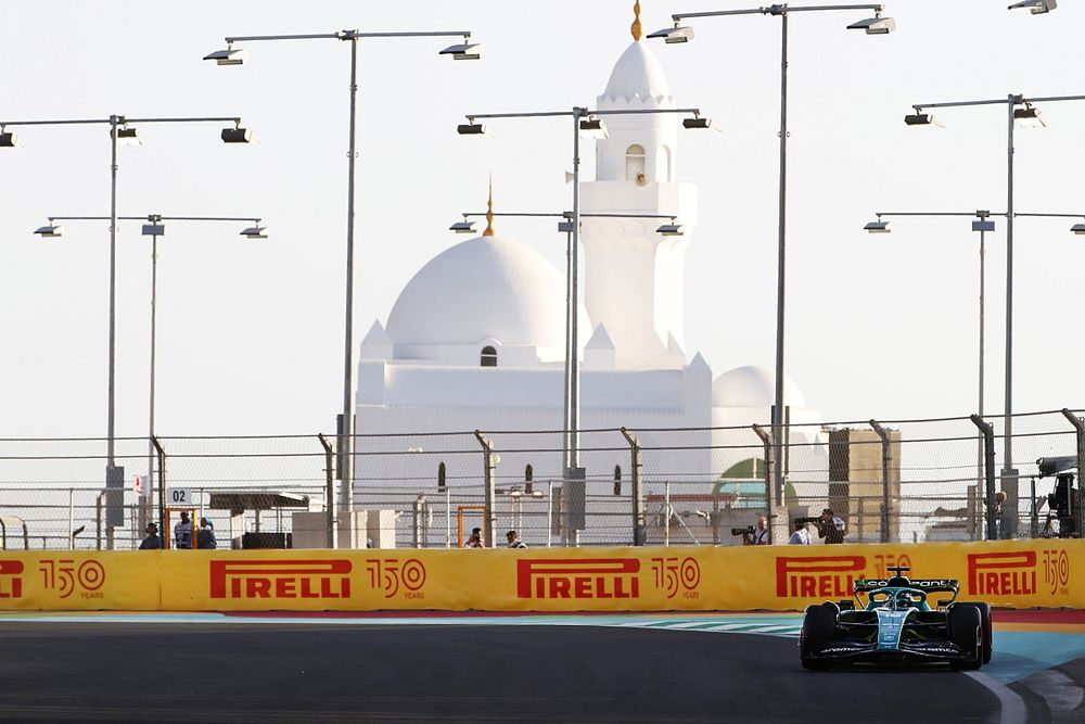 Lance Stroll, Aston Martin AMR22